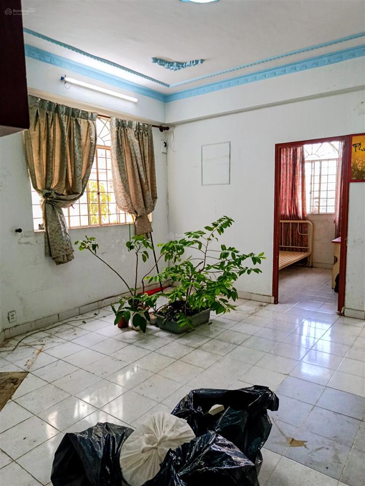 Chỉ 2.95 tỷ, cc hùng vương, q5 , ngay đại học y dược, 54m, 2 pn, thang máy, hầm giữ xe, khu an ninh