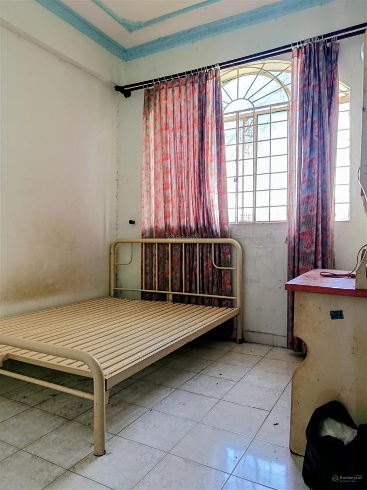 Chỉ 2.95 tỷ, cc hùng vương, q5 , ngay đại học y dược, 54m, 2 pn, thang máy, hầm giữ xe, khu an ninh