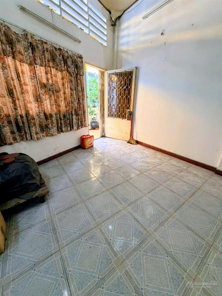 Chỉ 3 tỷ có căn hộ cc 64m2, 3 pn, 2 wc ngay đường nguyễn tri phương, q5, sổ hồng riêng lâu dài.