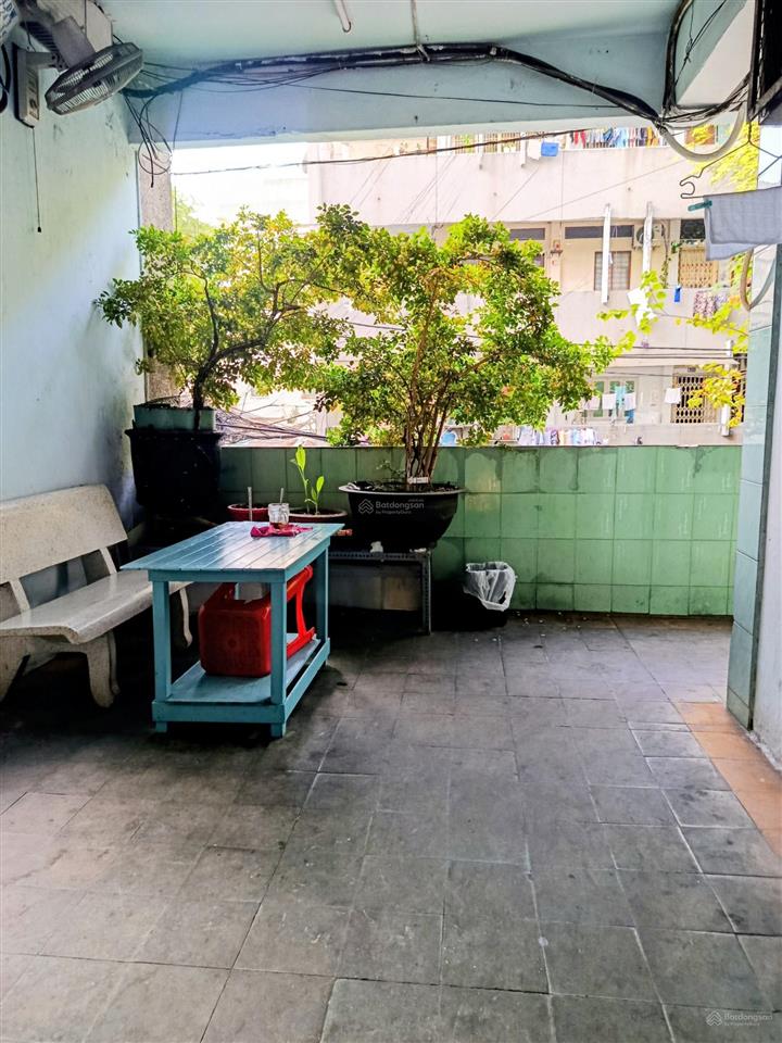Chỉ 1.75 tỷ chung cư chợ quán, phường 1, quận 5. dtsd 45 m2, gồm 2pn, sổ hồng riêng sử dụng lâu dài