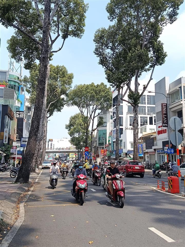 Gấp bán, chỉ 5.2tỷ, 4tầng, ngay nguyễn tri phương giao với đường 3/2, q10, nhà vị trí cực đẹp.