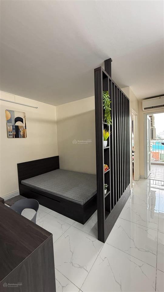 Chỉ hơn 2 tỷ có căn hộ thang máy  ngay khu du lịch văn hóa đầm sen. 48m2, 2 pn, hầm để xe, shr.