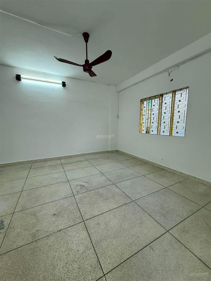 Nhỉnh 2 tỷ, cc viễn đông  trần hưng đạo quận 5  dt 57m2, 2pn, shr lâu dài
