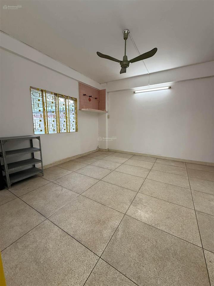 Nhỉnh 2 tỷ, cc viễn đông  trần hưng đạo quận 5  dt 57m2, 2pn, shr lâu dài