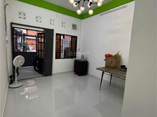 Nhỉnh 4 tỷ xíu  căn hộ tầng trệt đường nguyễn chí thanh  q10. dt 68m, 3pn, 2wc, sổ hồng riêng.
