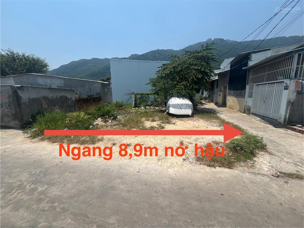 Lô đất 3 mặt tiền nở hậu đường ô tô, phường nam nha trang (phước đồng cũ)  153.3m2 full thổ cư