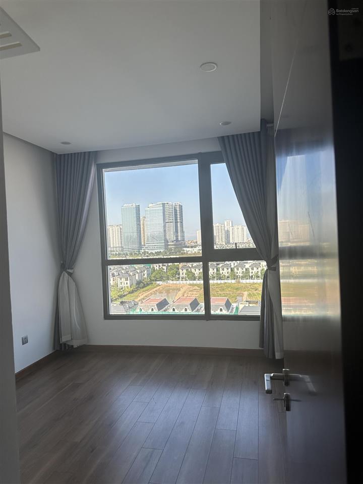 Chính chủ gửi bán nhanh căn hộ 83m2 view starlake vĩnh viễn toà cao cấp 6th element giá 10,5 tỷ