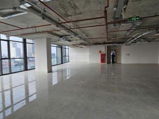 Sàn văn phòng đường láng  nguyễn khang 300m², mặt tiền 25m chuẩn hạng a giá cực đẹp  0358 881 ***
