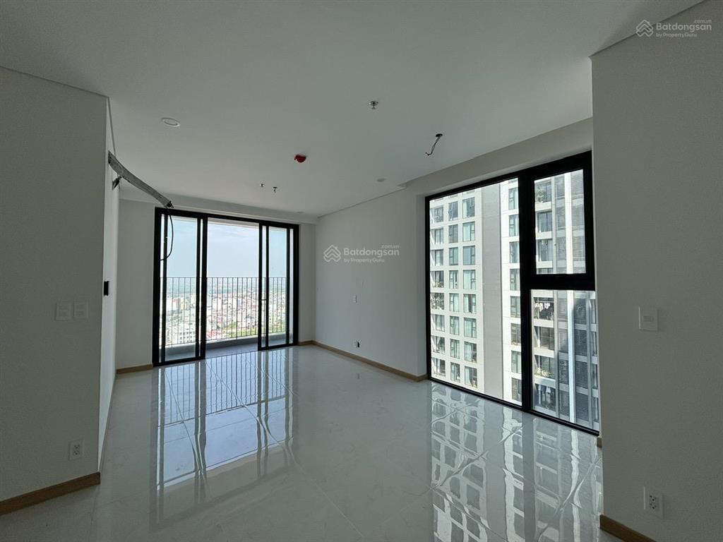 Bán căn 3 phòng ngủ 107m2 tầm view panorama, nhiều cửa sổ tại tòa sentosa gần aeon  đã có bìa đỏ!
