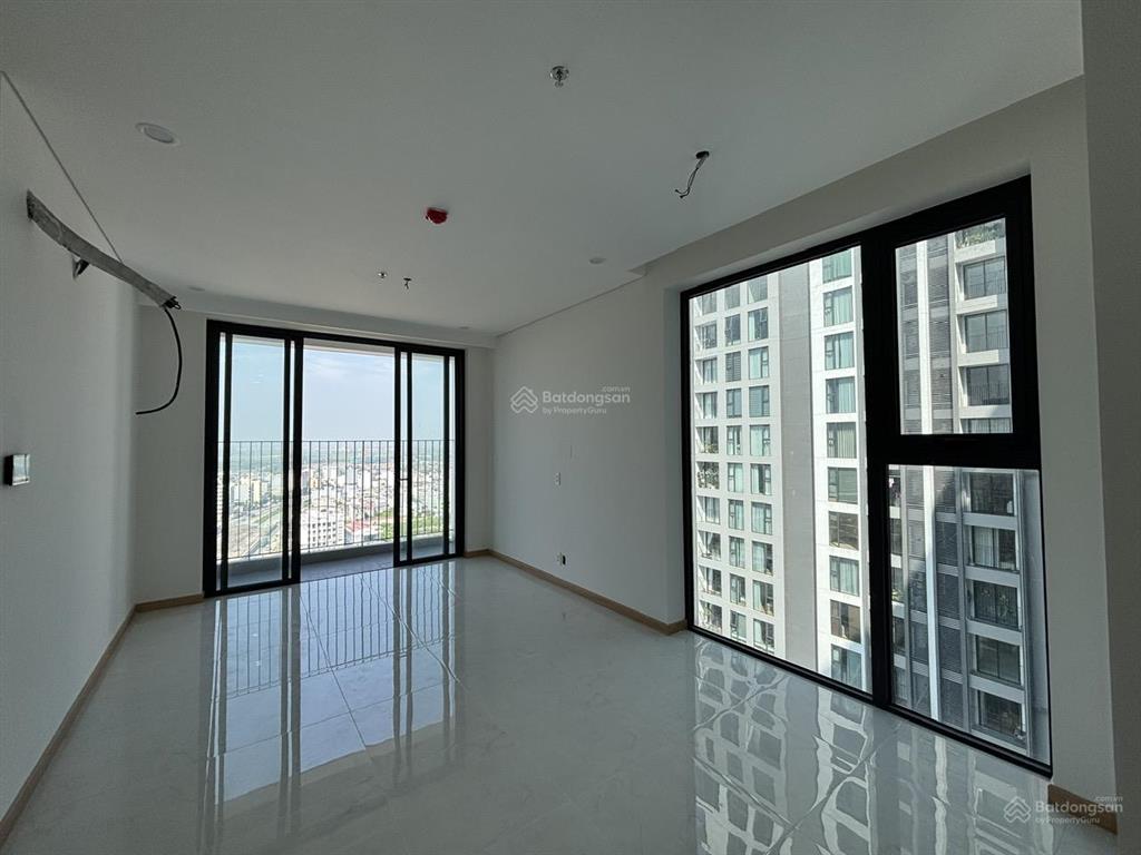 Bán căn 3 phòng ngủ 107m2 tầm view panorama, nhiều cửa sổ tại tòa sentosa gần aeon  đã có bìa đỏ!