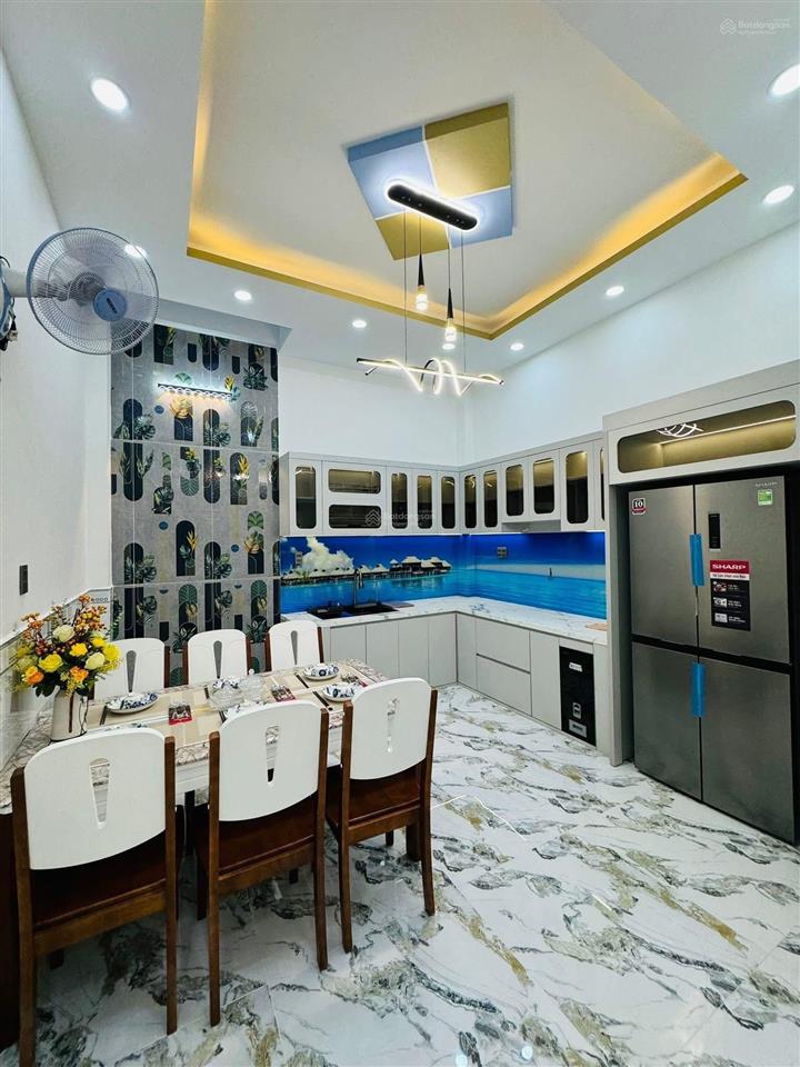 Nhà 1 lầu 5x20m, giá 760 triệu . ngay chợ phú lợi  phạm thế hiển q8. đang cho thuê 21tr/tháng