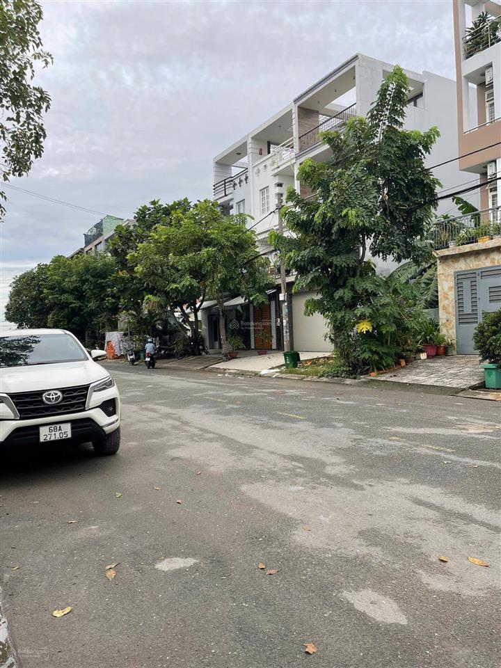 Ngân hàng vib phát mãi lô góc 2 mặt tiền, 8x20m giá 850 triệu . khu dân cư trần đại nghĩa