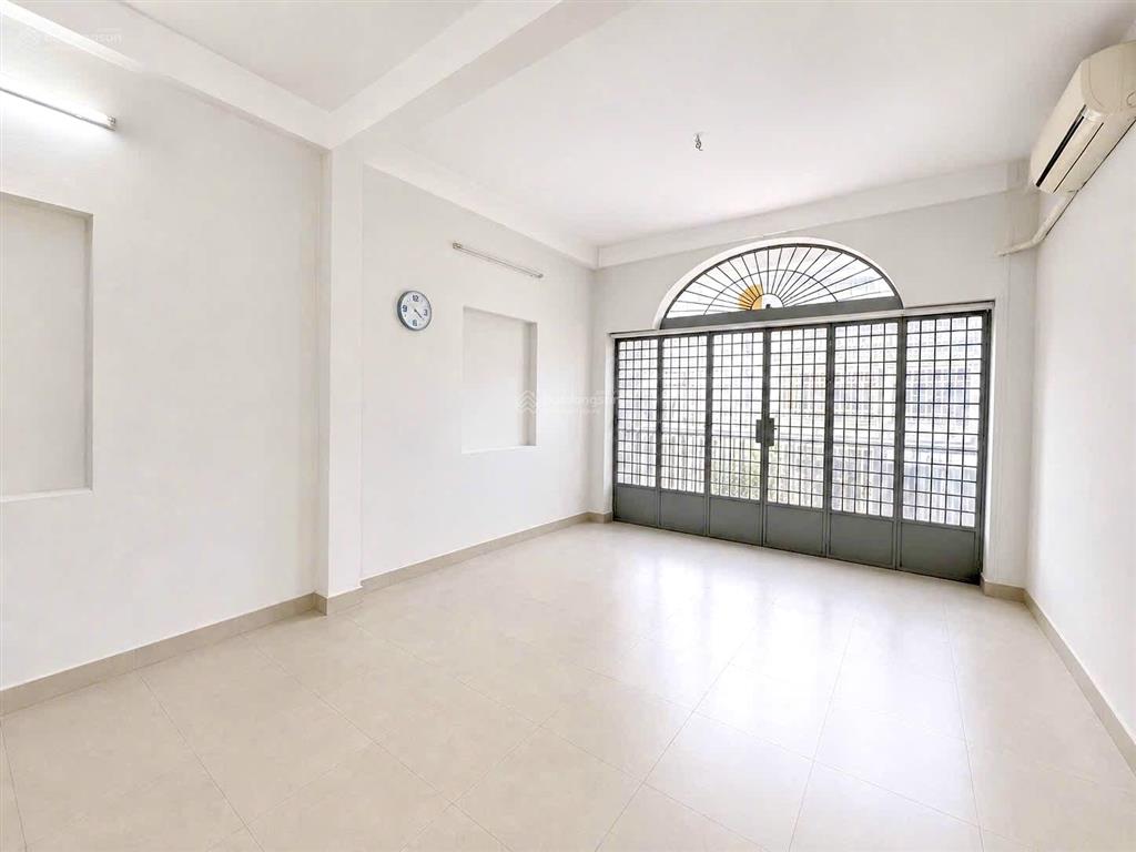 Cho thuê nhà mặt tiền tuệ tĩnh quận 11  6 tầng  8pn  60m2  sát 3/2