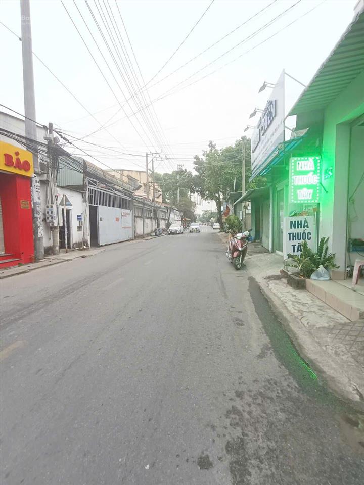 Bán gấp nhà mặt tiền big c go dĩ an  150m² thổ cư 100%  giá chỉ 8,5 tỷ  kinh doanh đỉnh cao!