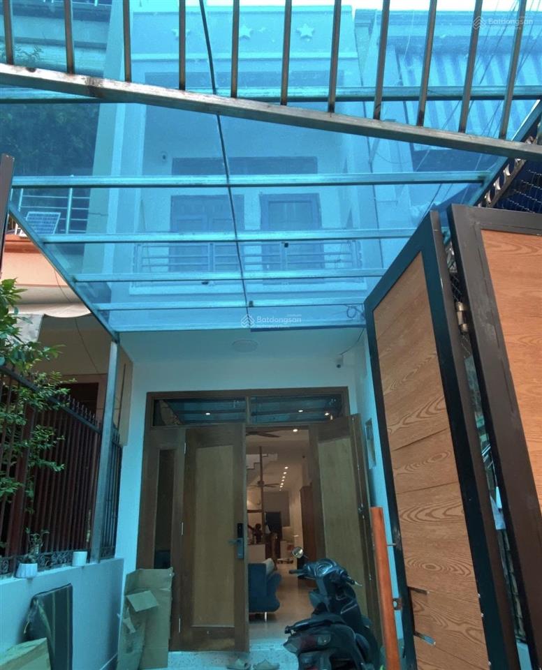 Giá tốt nhất khu 81m2 hẻm ô tô thông gần phan xích long. giảm sốc còn 9,5 tỷ