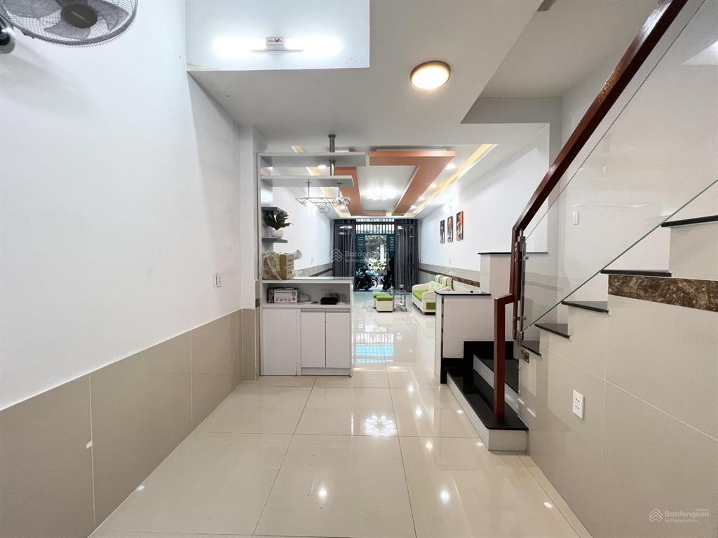 Nhà 5 tầng mới p7 phú nhuận 10.75 tỷ