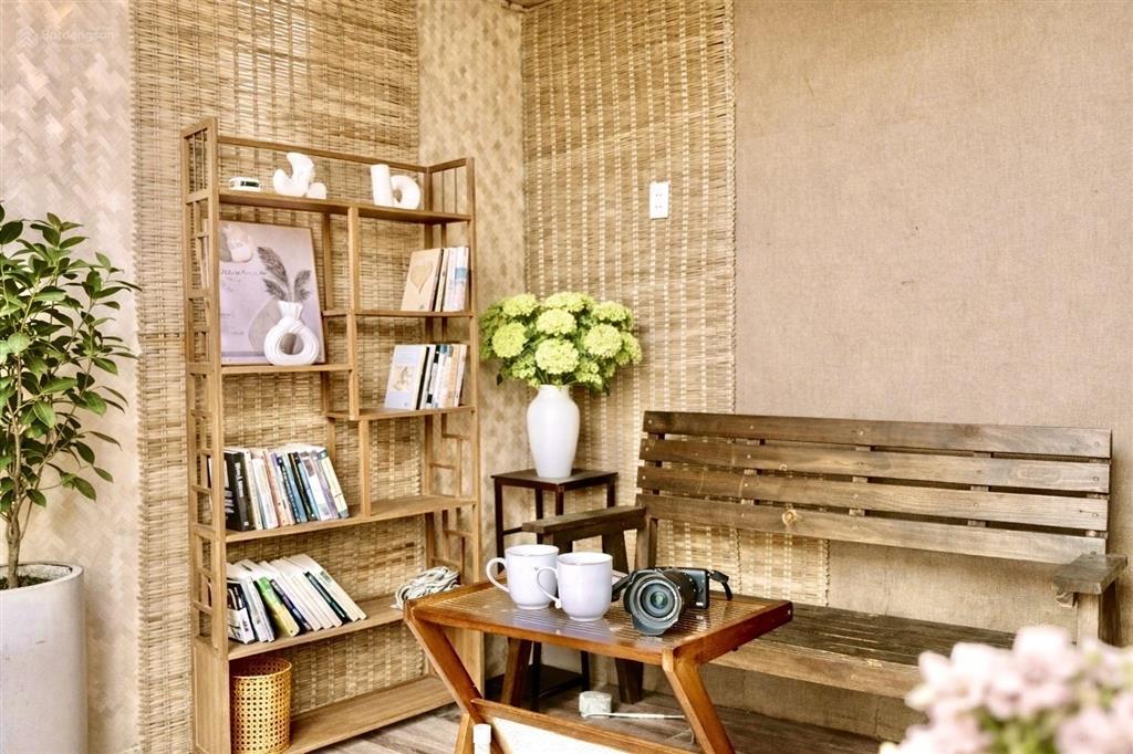 Tổ ấm giữa trung tâm gara ô tô trong nhà 5pn khép kín cực thoáng.9,5 tỷ