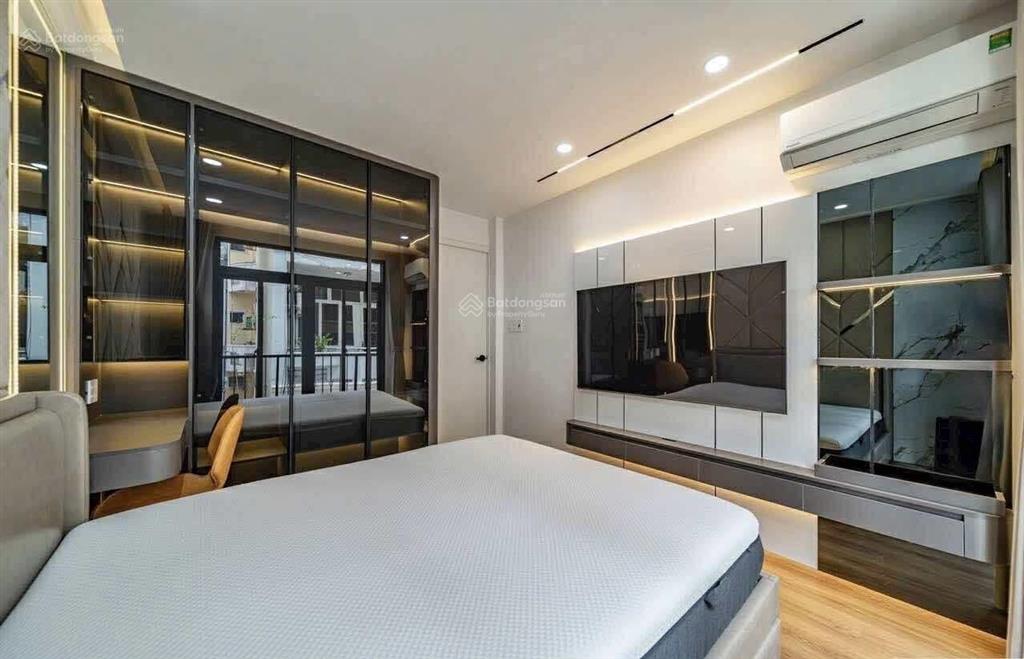 Nhà kts thiết kế 35m  4 tầng  4pn  nội thất cc sát mặt tiền trần cao vân. phú nhuận 9.15 tỷ