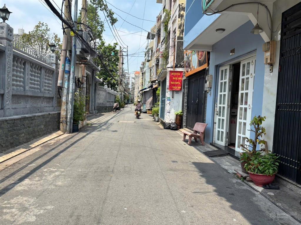 Bán căn nhà vị trí đẹp  dòng tiền tốt  63m  6pn  nguyễn văn đậu  9 tỷ
