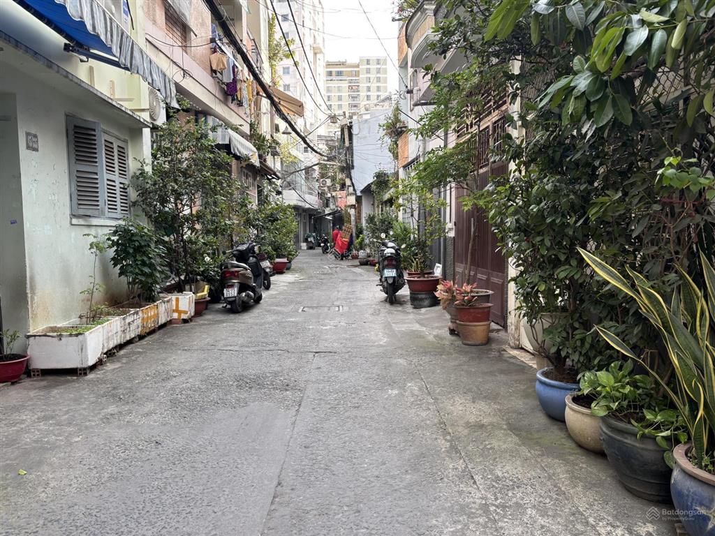 Bán căn nhà vị trí đẹp  dòng tiền tốt  63m  6pn  nguyễn văn đậu  9 tỷ