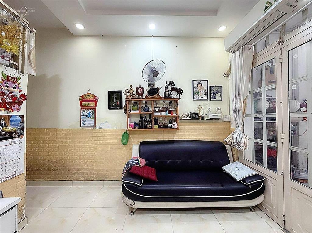 Bán căn nhà vị trí đẹp  dòng tiền tốt  63m  6pn  nguyễn văn đậu  9 tỷ