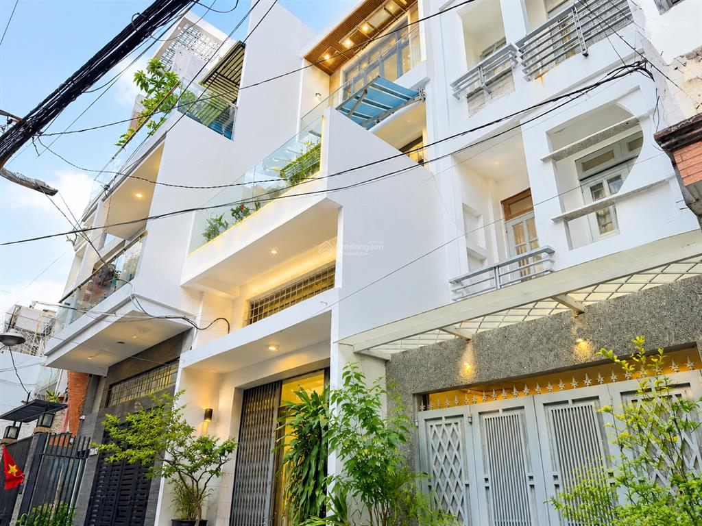 Rất hiếm! nhà hxh huỳnh văn bánh khu sang trọng kinh doanh đỉnh  45m  8 tỷ giảm sâu