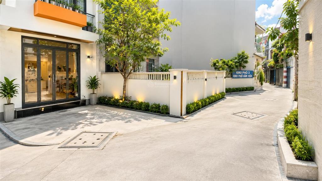 Bán nhanh phan xích long  lô góc đẹp  64m  mt kinh doanh  10 tỷ