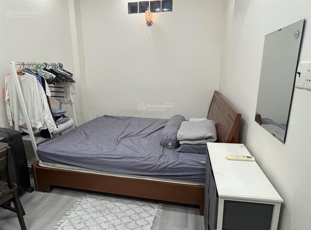 Phan đăng lưu  phú nhuận  5pn 4wc  tặng nội thất  vài bước ra pxl  8,3 tỷ
