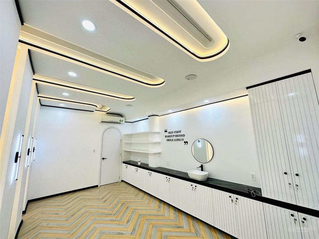 10m ra lê văn sỹ xe hơi tới nhà kinh doanh đỉnh giảm ngay 6009,9 tỷ