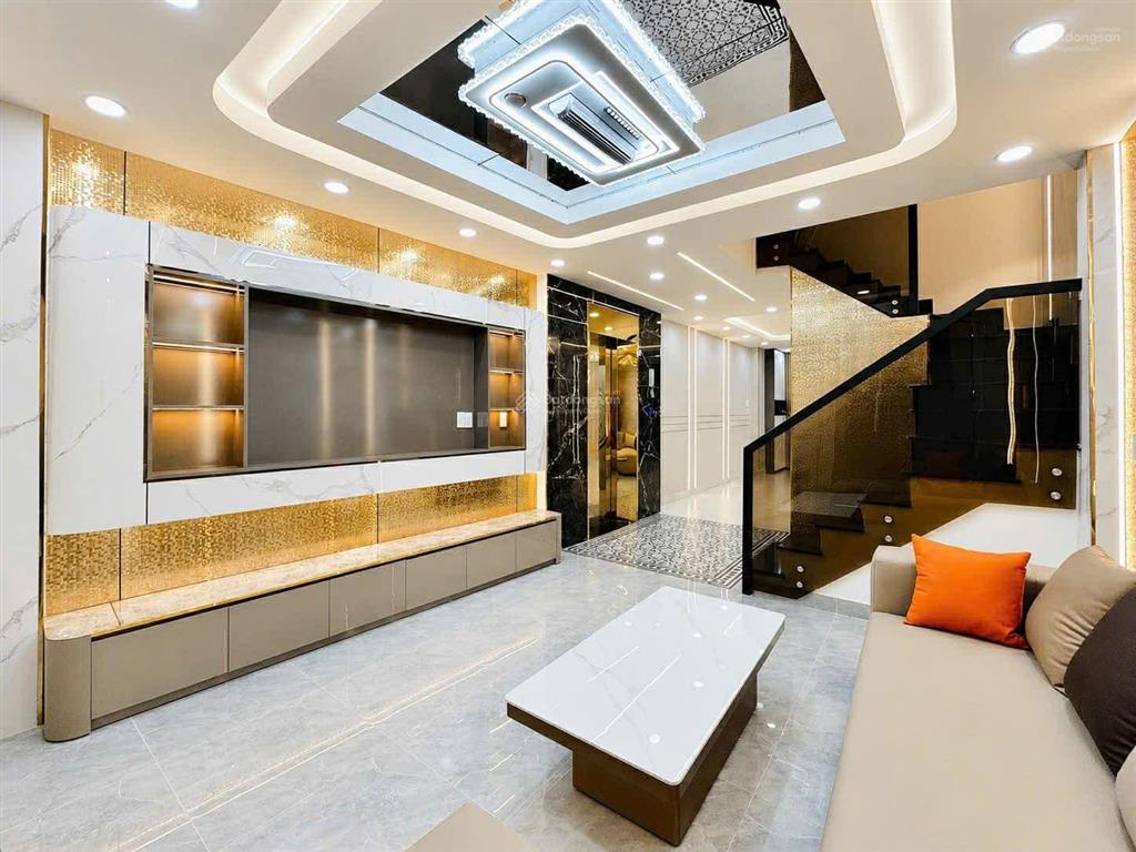 Nhà mới 5 tầng thang máy  garage ô tô  thích quảng đức phú nhuận  48m² chỉ 10,95 tỷ