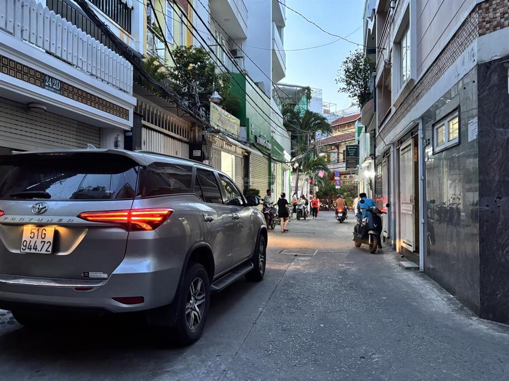 Nhà 4 tầng hxh đoàn thị điểm  56m vuông đẹp  khu hiếm nhà bán  ở hay mở công ty đều đẹp