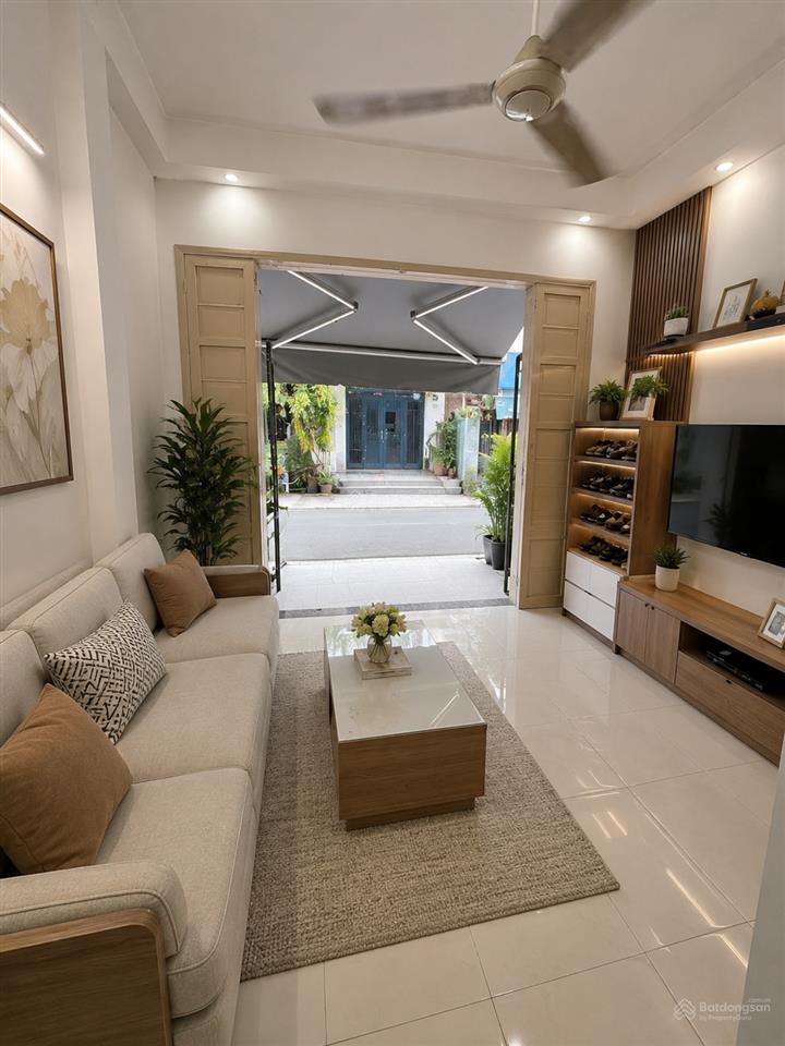 Hiếm bán khu đường hoa  mặt tiền hoa đào  10,8 tỷ