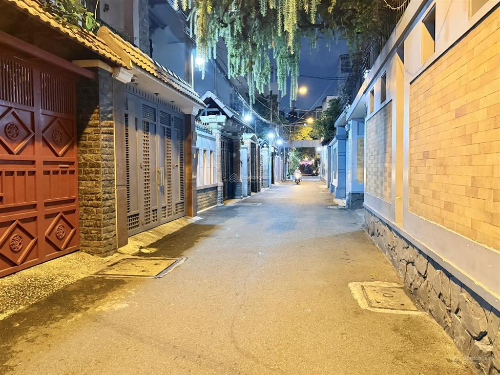 Bán nhà 59m2  đào duy anh  4 tầng  5pn  7.2 tỷ