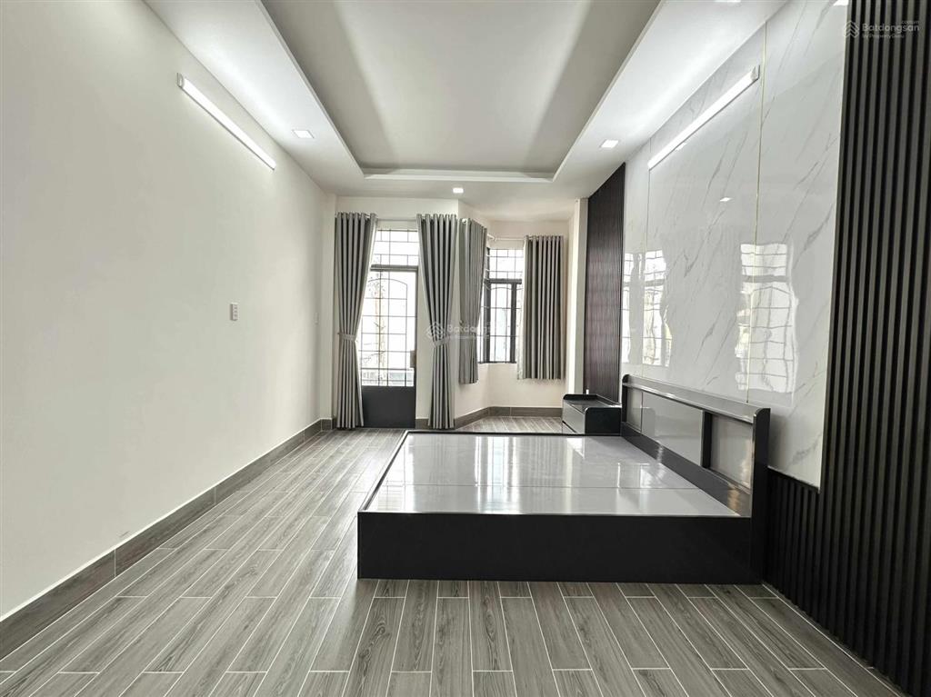 Bán căn nhà mới, full nội thất, 69m2, 3 pn, nở hậu, nguyễn văn đậu