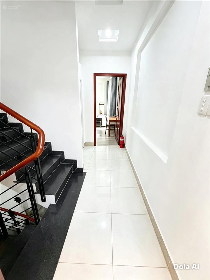 Phan đăng lưu  phú nhuận  5pn 5wc  tặng nội thất  vài bước ra pxl  8,3 tỷ