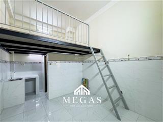 Trống sẵn căn có gác rộng 30m2 nội thất cơ bản ngay suối tiên
