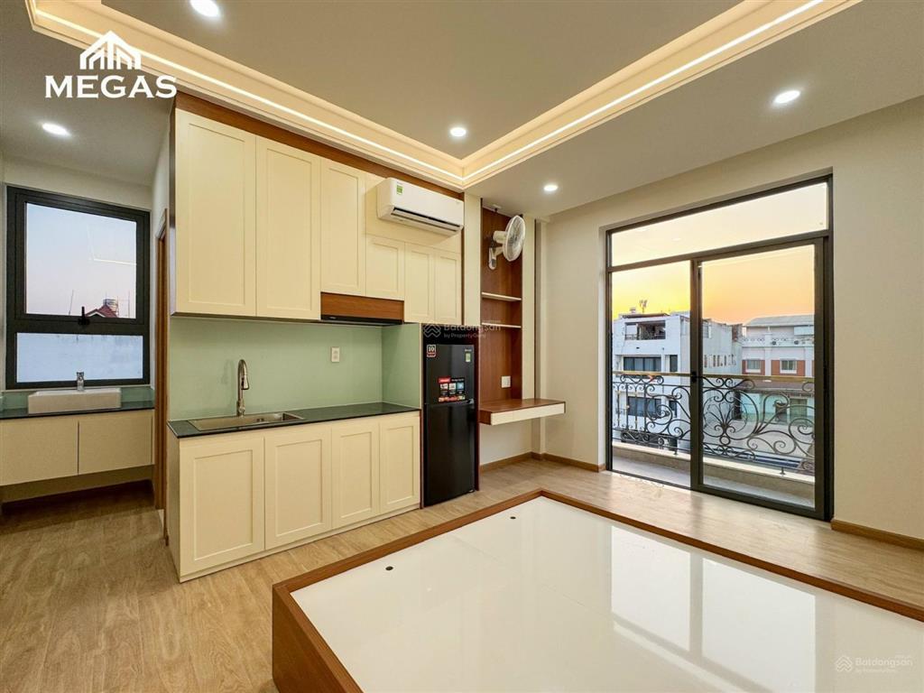 Trống sẵn studio ban công siêu thoáng ngay kdc cityland