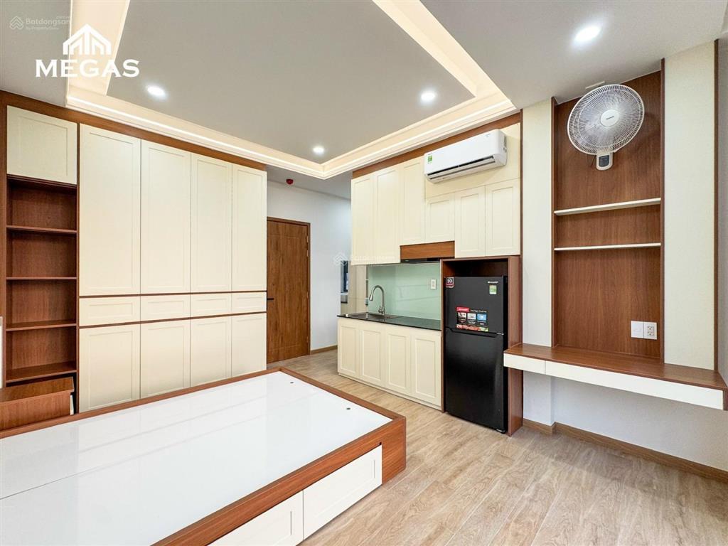 Trống sẵn studio ban công siêu thoáng ngay kdc cityland