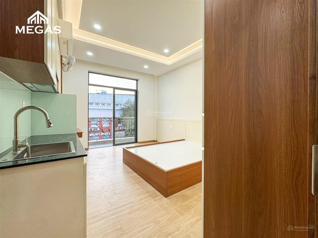 Trống sẵn studio ban công siêu thoáng ngay kdc cityland