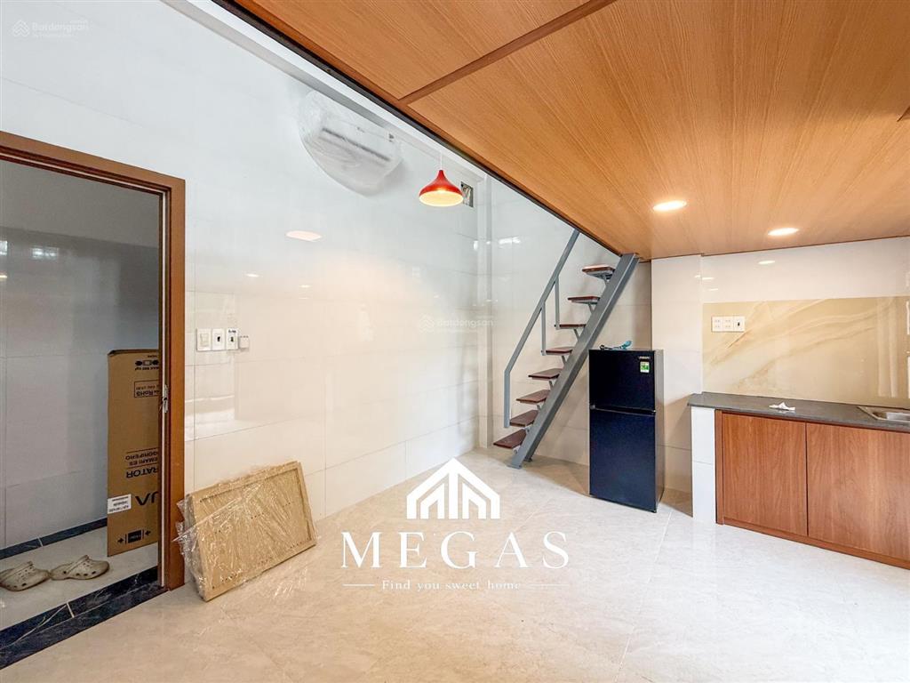 Khai trương duplex full nội thất siêu thoáng ngay cổng vạn phúc city