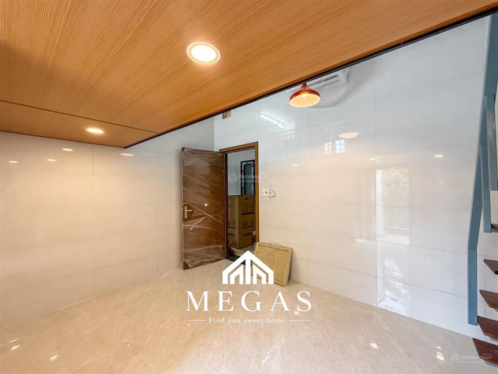 Khai trương duplex full nội thất siêu thoáng ngay cổng vạn phúc city