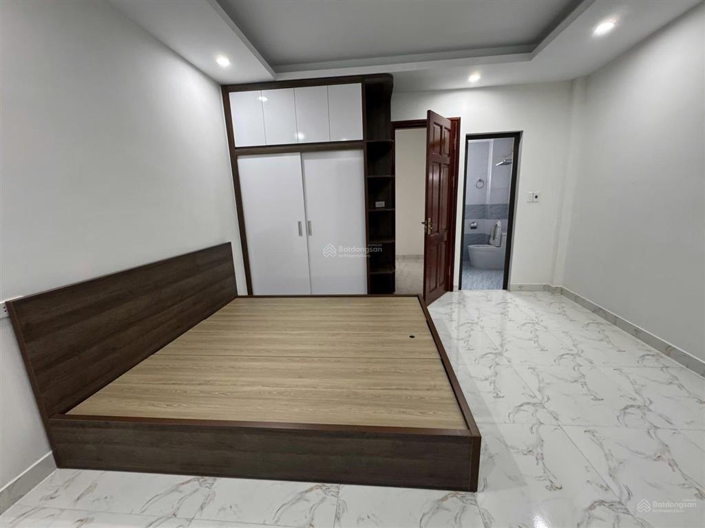 Bán gấp nhà 5 tầng, 30.8m2, full nội thất tại ngãi cầu, an khánh, hoài đức, 5.2 tỷ rẻ nhất an khánh