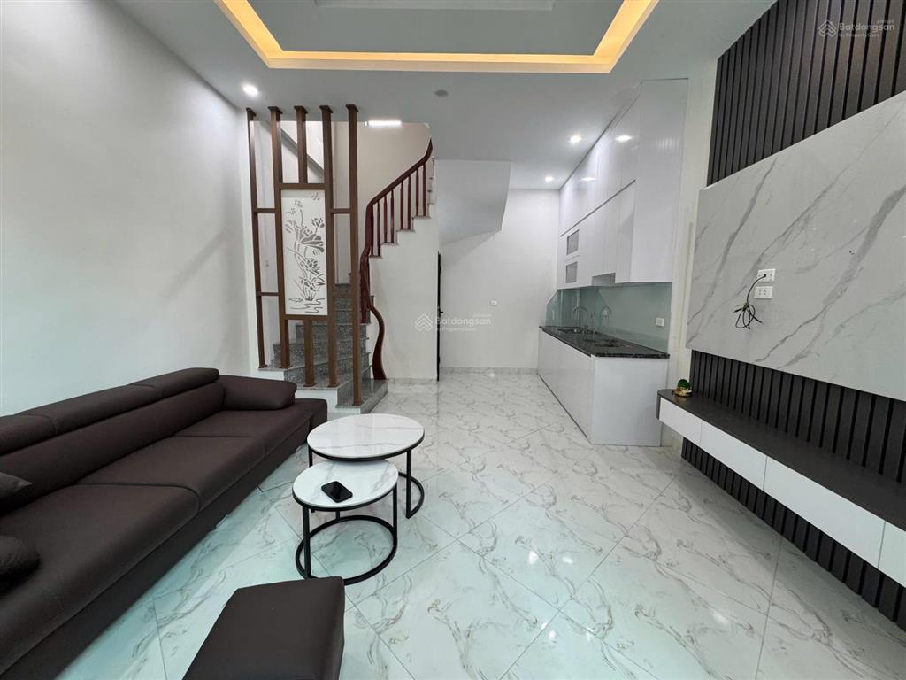 Bán gấp nhà 5 tầng, 30.8m2, full nội thất tại ngãi cầu, an khánh, hoài đức, 5.2 tỷ rẻ nhất an khánh