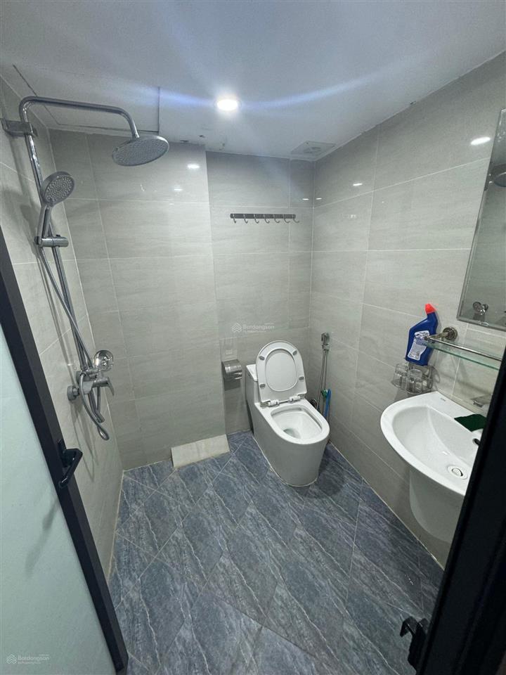 Bán gấp nhà 5 tầng, 30.8m2, full nội thất tại ngãi cầu, an khánh, hoài đức, 5.2 tỷ rẻ nhất an khánh