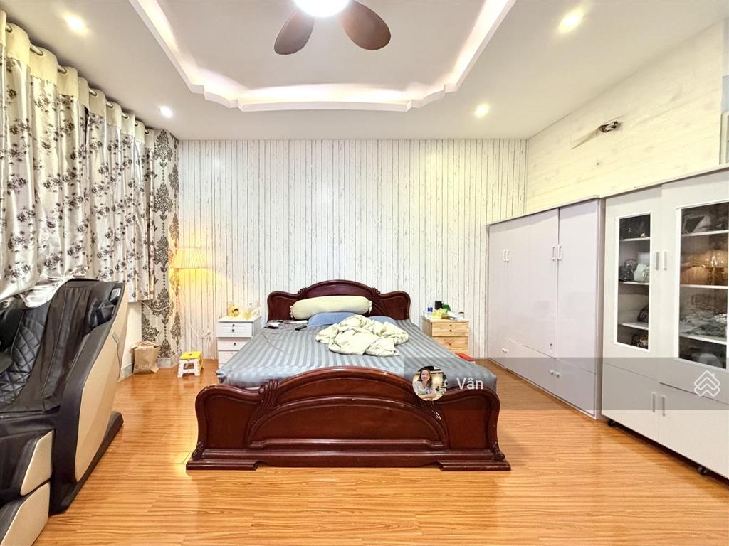 Bán gấp nhà mặt phố 64m2, 4pn + 5wc, 13,5 tỷ tại đường số 17, p hiệp bình chánh, tp.thủ đức