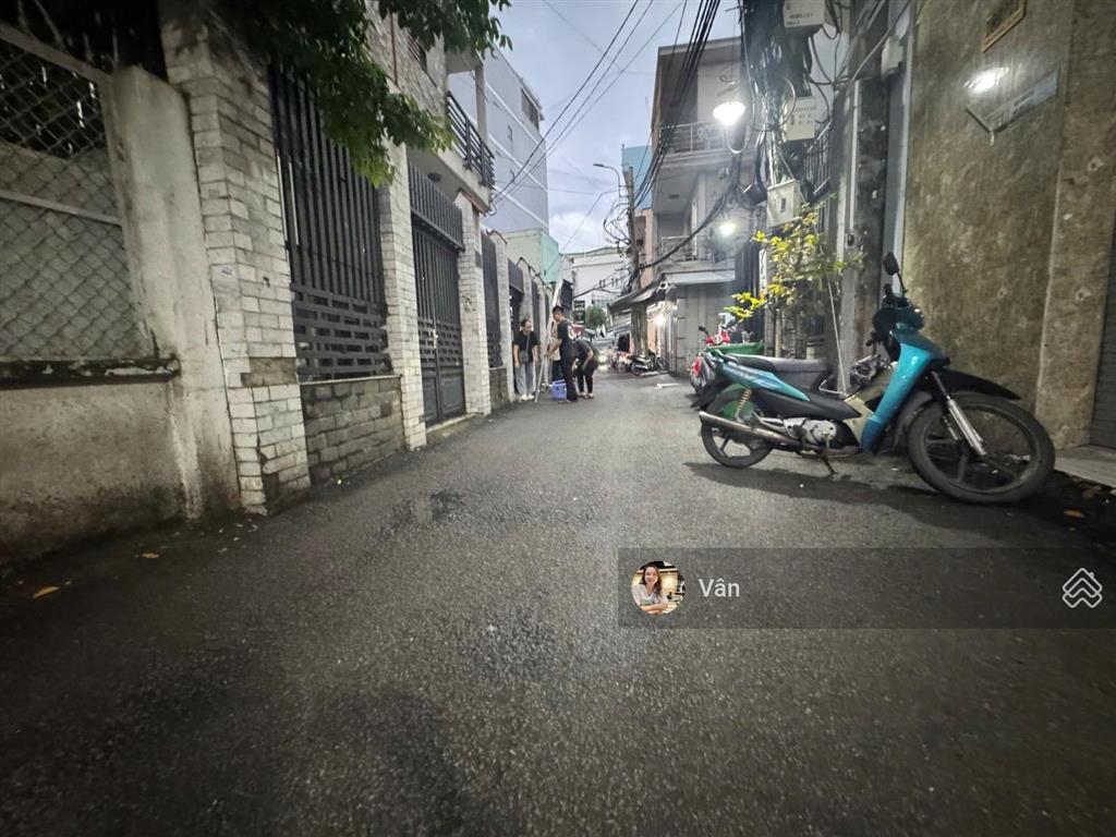 Nhà hẻm xe hơi thông thẳng trục  gần chợ cây quéo  124m2 ngang hơn 6m  vị trí vàng tiện xây mới