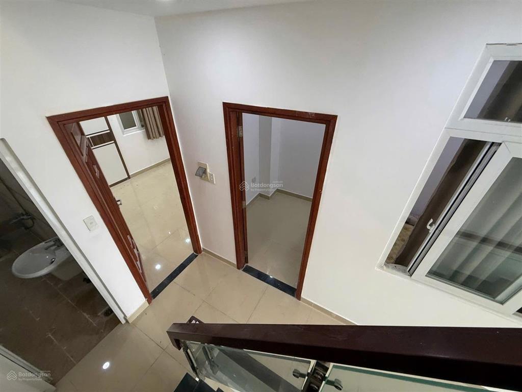 Hàng hiếm khu vực bên sông hiệp bình chánh ngay sau lưng trung tâm thương mại gigamall nhỉnh 7 tỷ
