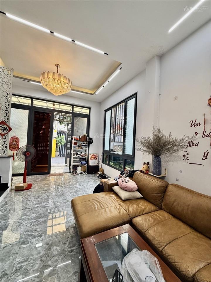 Đường 38 hiệp bình chánh tp thủ đức cũ nay là tp hồ chí minh, 68m2 ngang 5.3m 8 tỷ 3