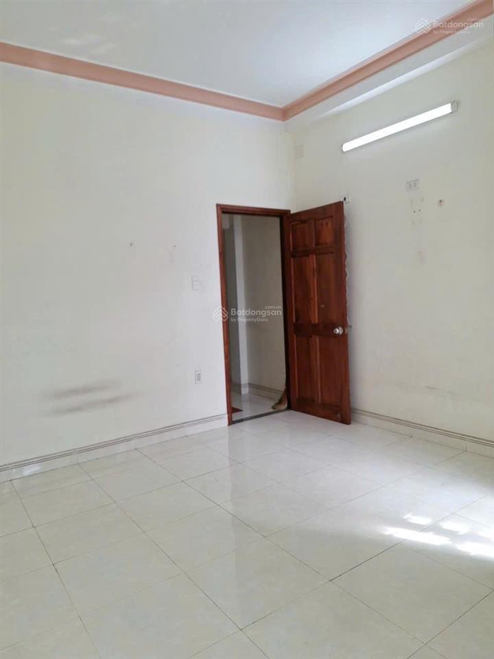 Tô ngọc vân  khu phân lô  3 tầng btct  xe tải thông  chỉ 6 tỷ nhỉnh