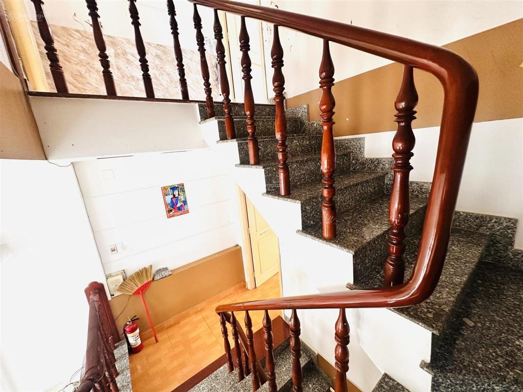  xe hơi đậu cửa 1 trục  đường số 49 hiệp bình chánh  hoàn công chuẩn  56m2  3 lầu nhỉnh 6 tỷ